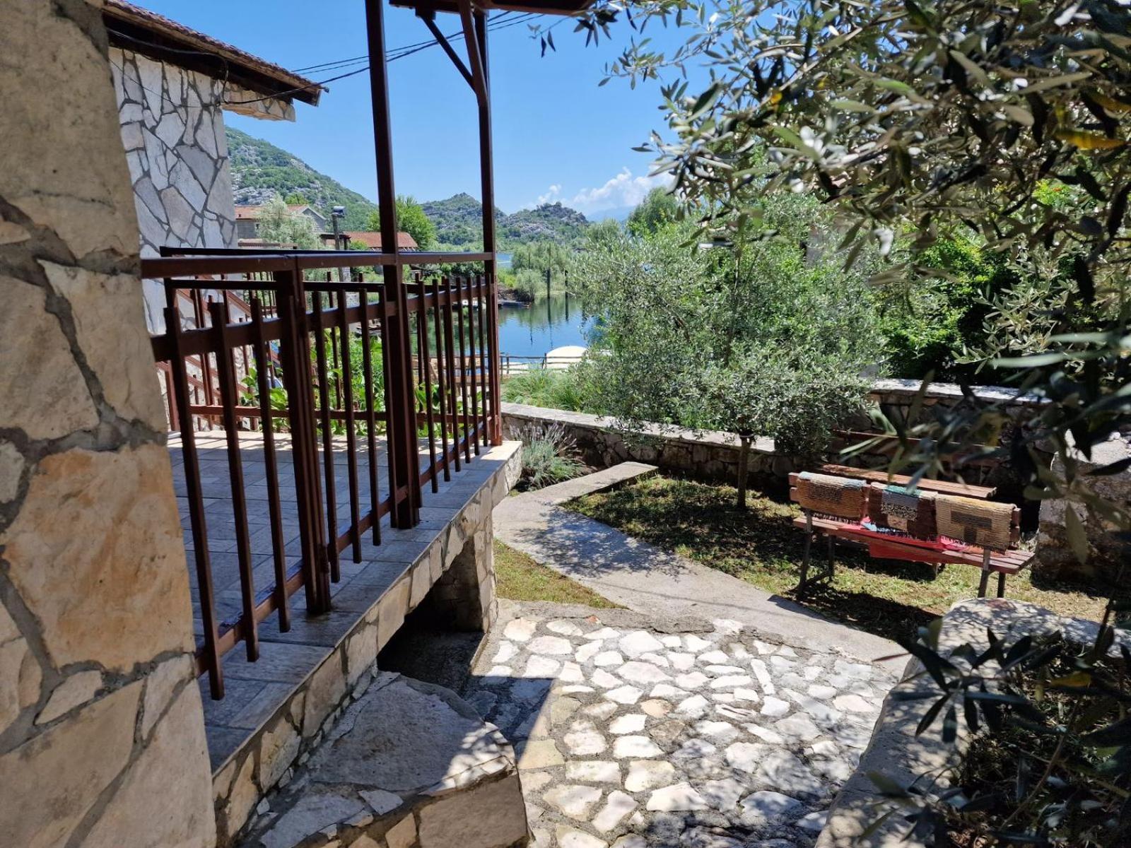 Lakeside Oasis Home Karuc 外观 照片